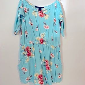 Spring Blue Romper with Off the shoulder sleeves